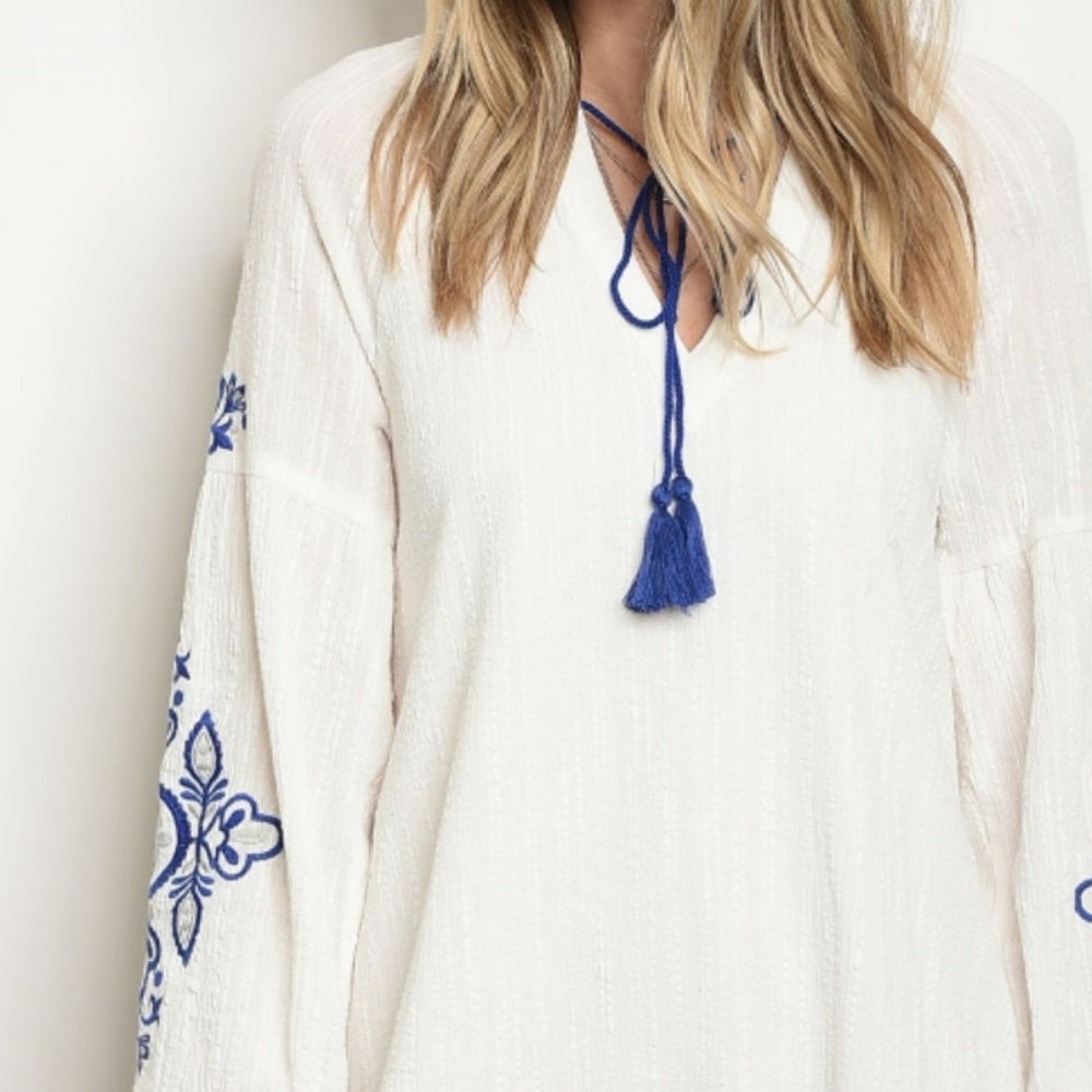 💦boho chic Tonic white and blue dress 💦