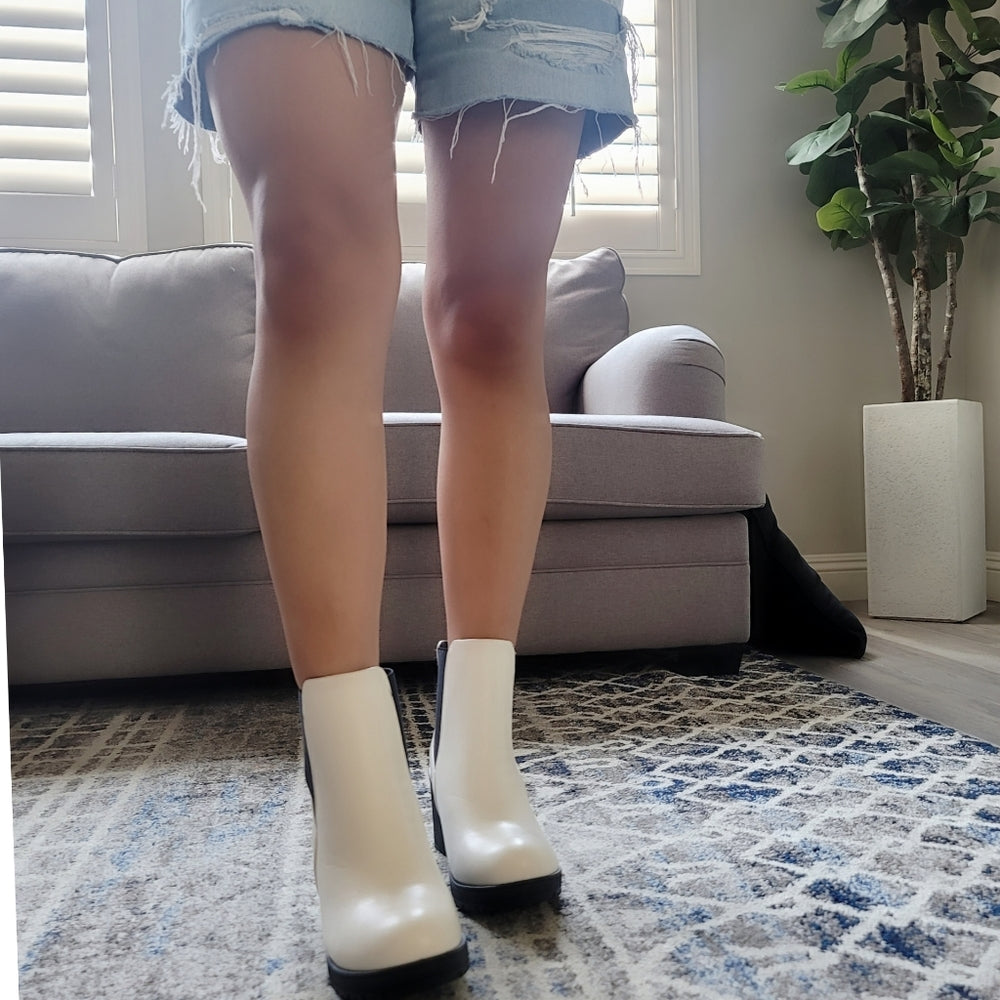 White love Chunky Heel boots