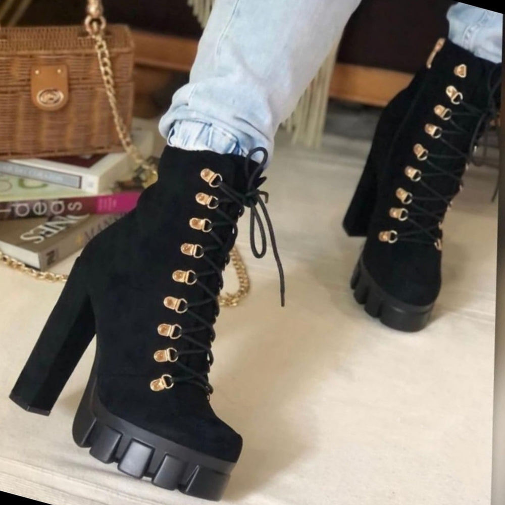 Just In 🖤 Moon are Back Black Vegan Suede Boots