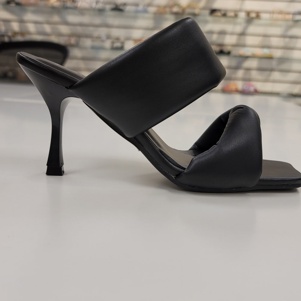 Just In 💓 Dania Black Heel 