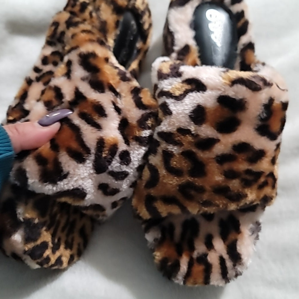 HIGH PLATFORM FUR SANDAL - LEOPARD