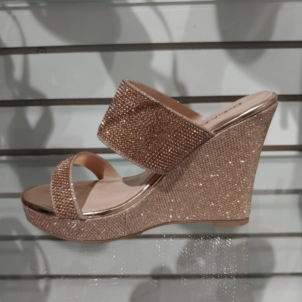 Just In Champagne mesh platform