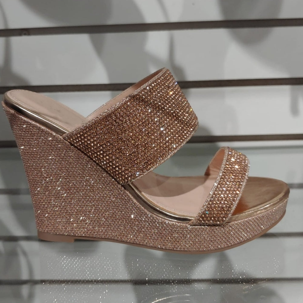 Just In Champagne mesh platform