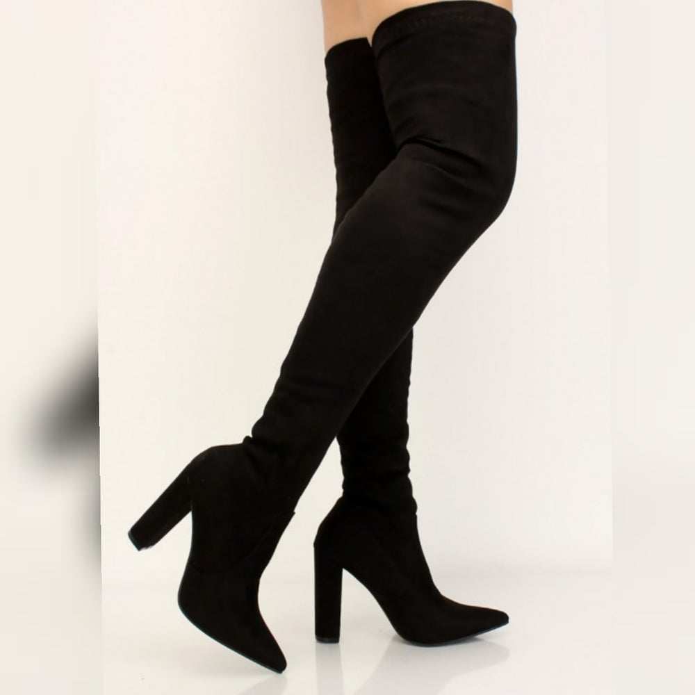 ❤ Best Seller ❤Nikie black faux suede boots over knee