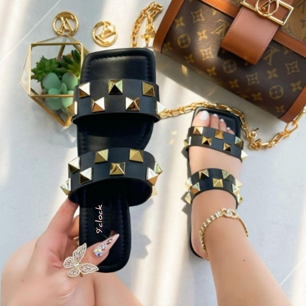 Lilian Black Studded sandals